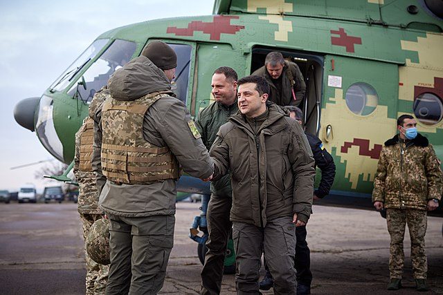 President_is_on_a_working_trip_to_the_east_of_Ukraine._(51728873473)